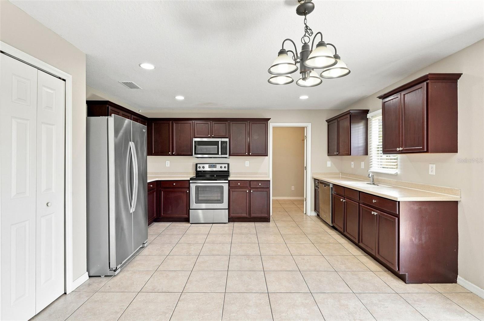 5123 CELLO WOOD LN