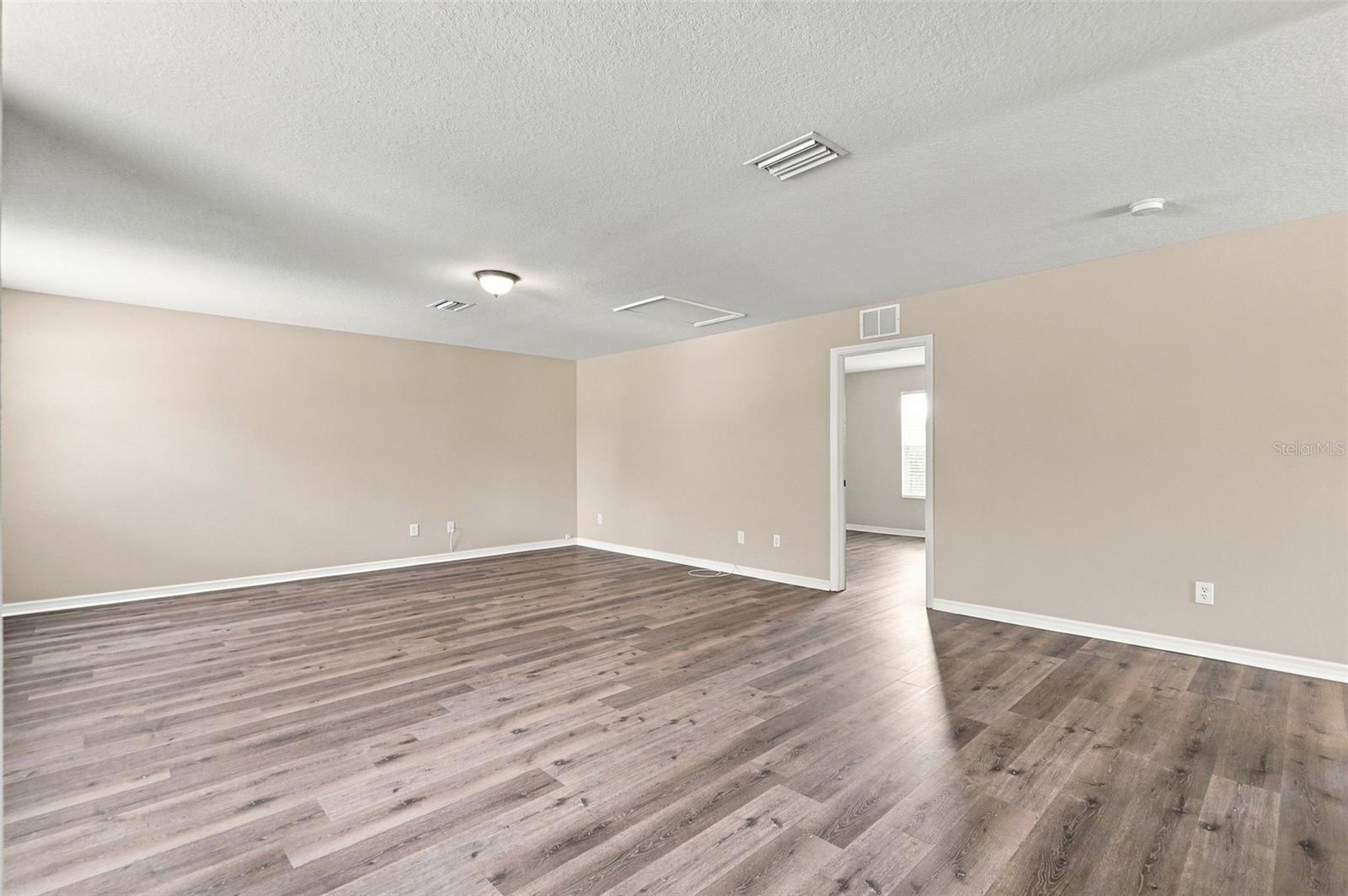 5123 CELLO WOOD LN