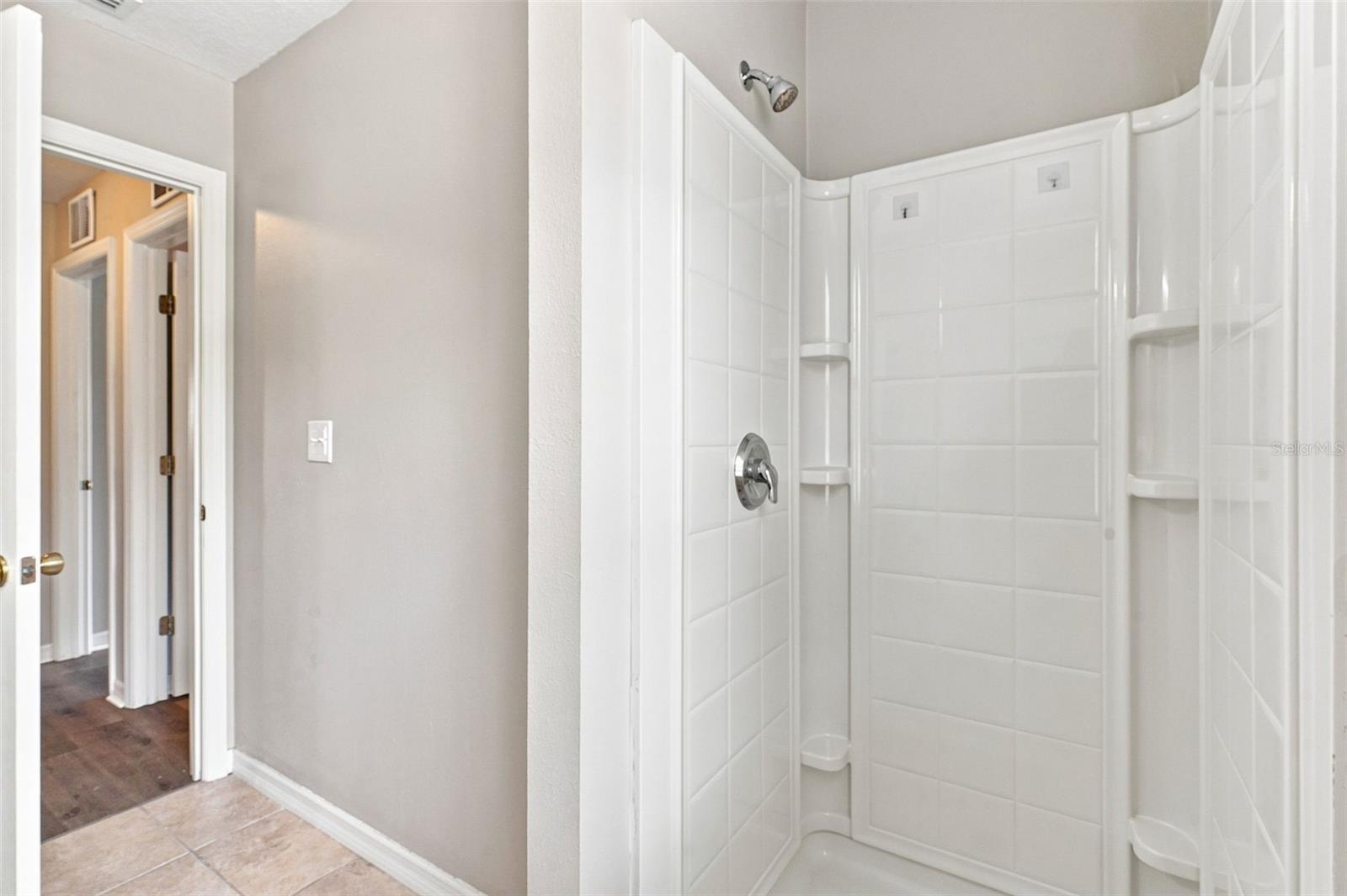 5123 CELLO WOOD LN