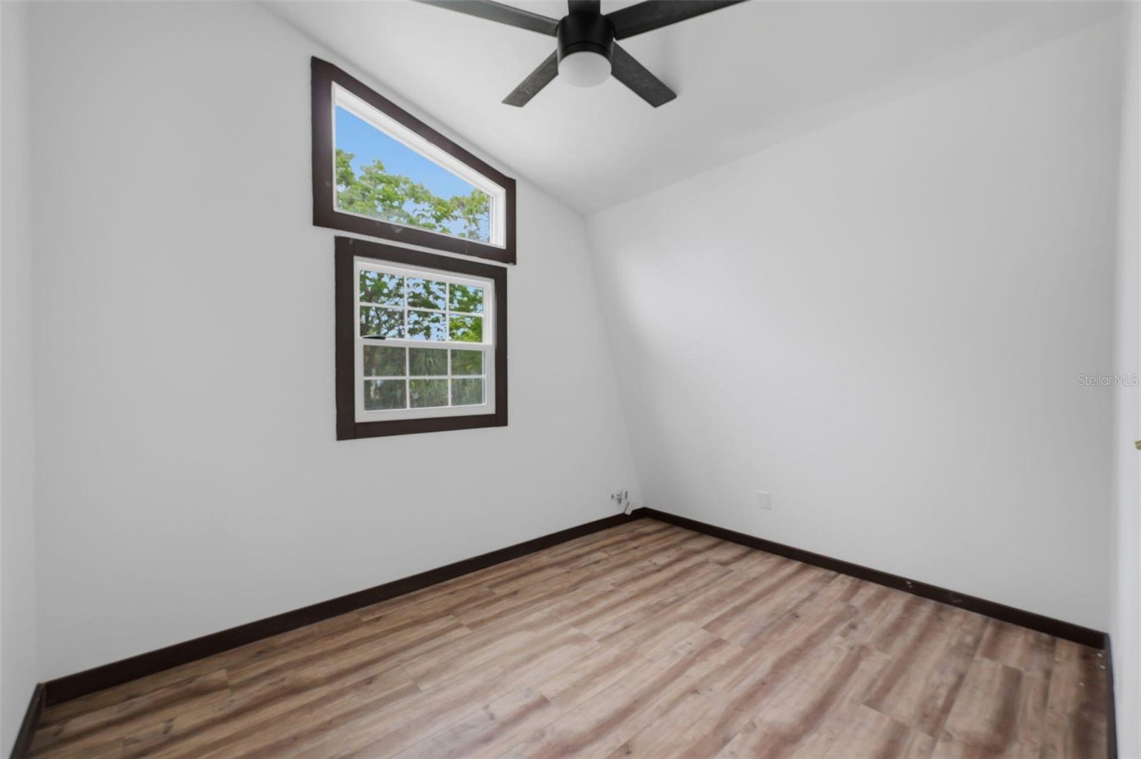 15017 DAYTON DR