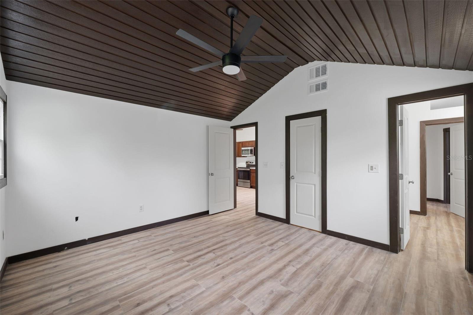 15017 DAYTON DR
