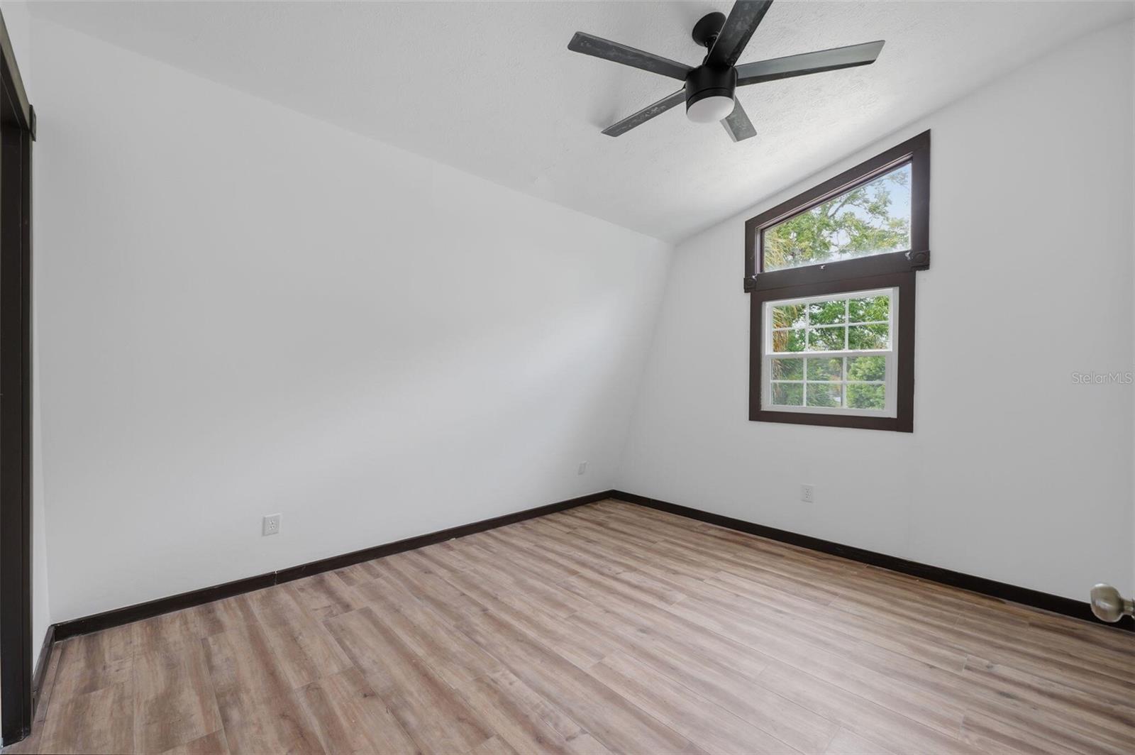 15017 DAYTON DR