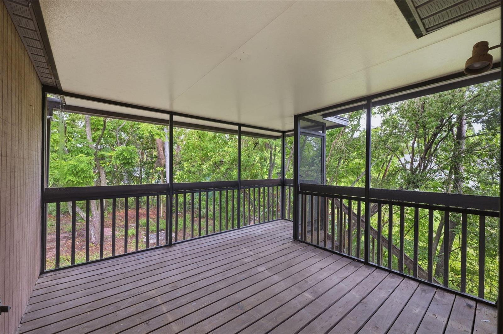15017 DAYTON DR