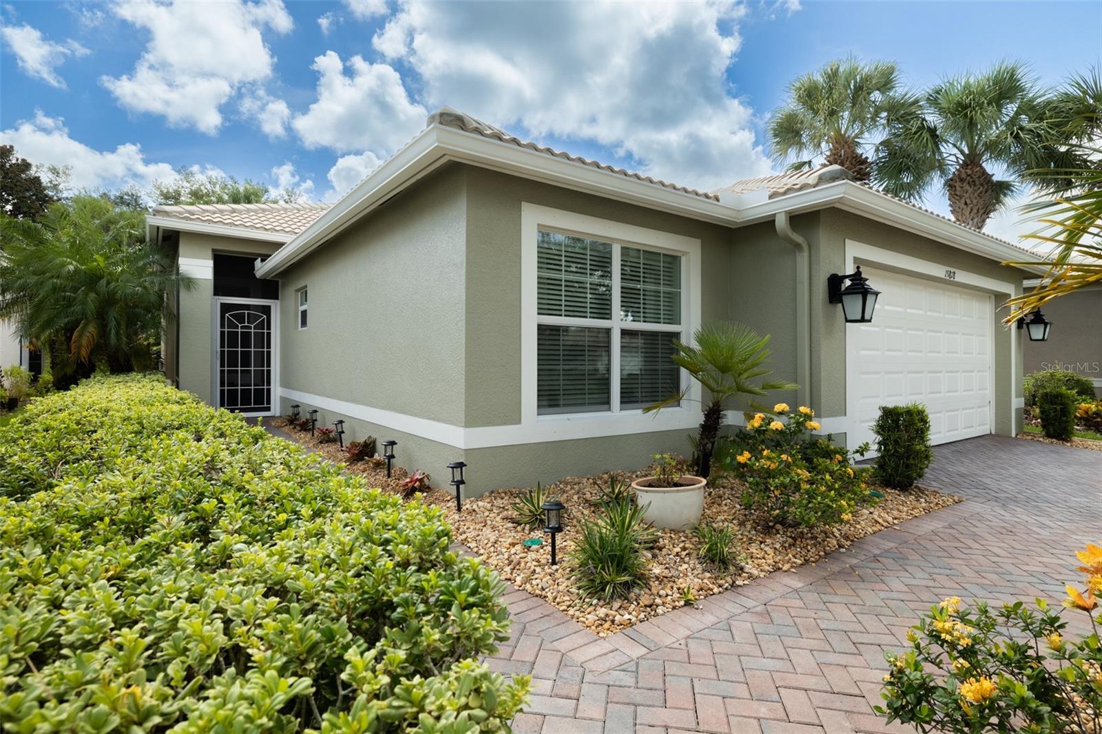 15818 COBBLE MILL DR