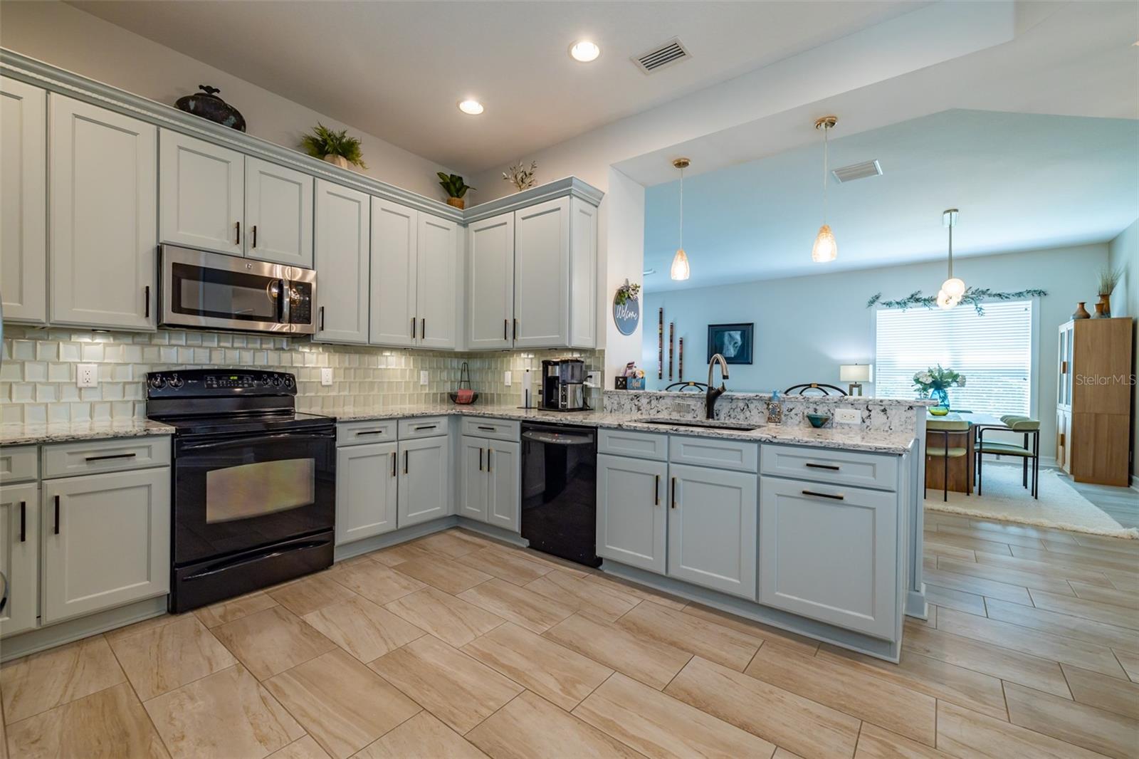 15818 COBBLE MILL DR