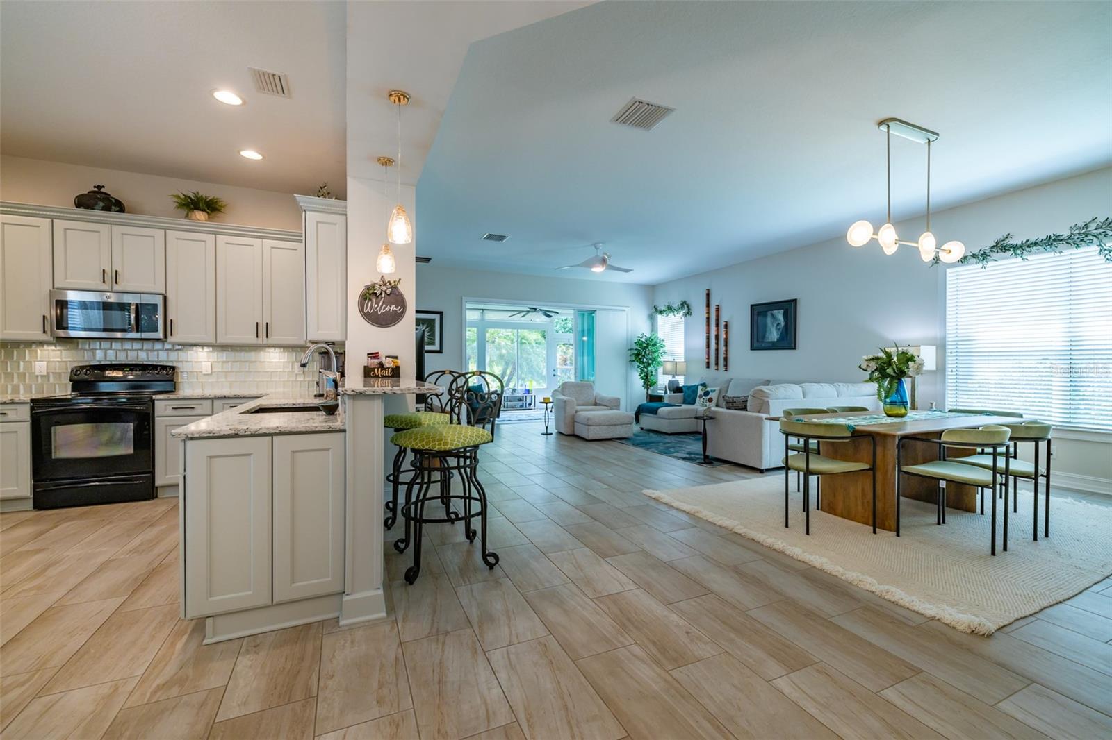 15818 COBBLE MILL DR