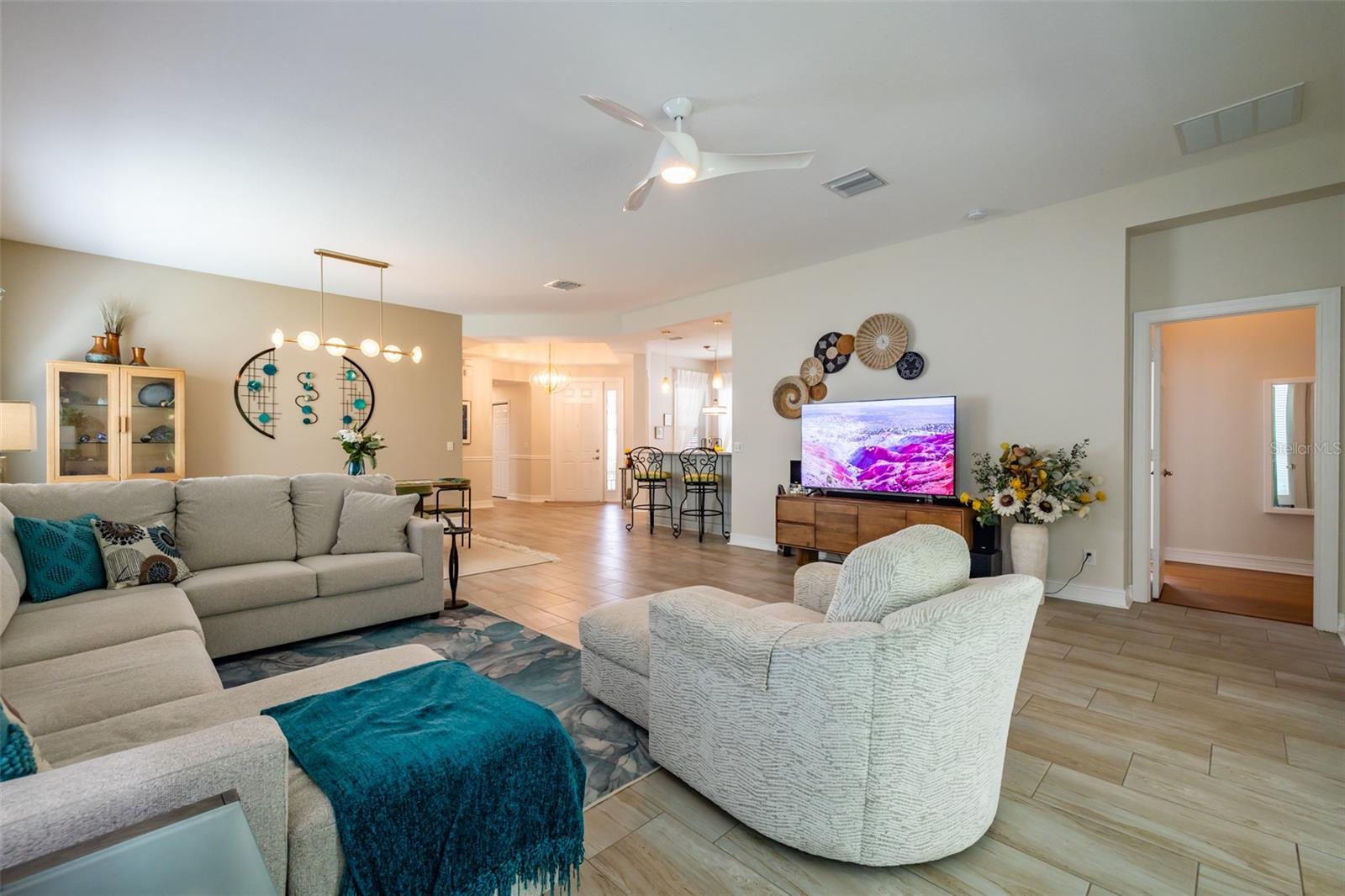 15818 COBBLE MILL DR