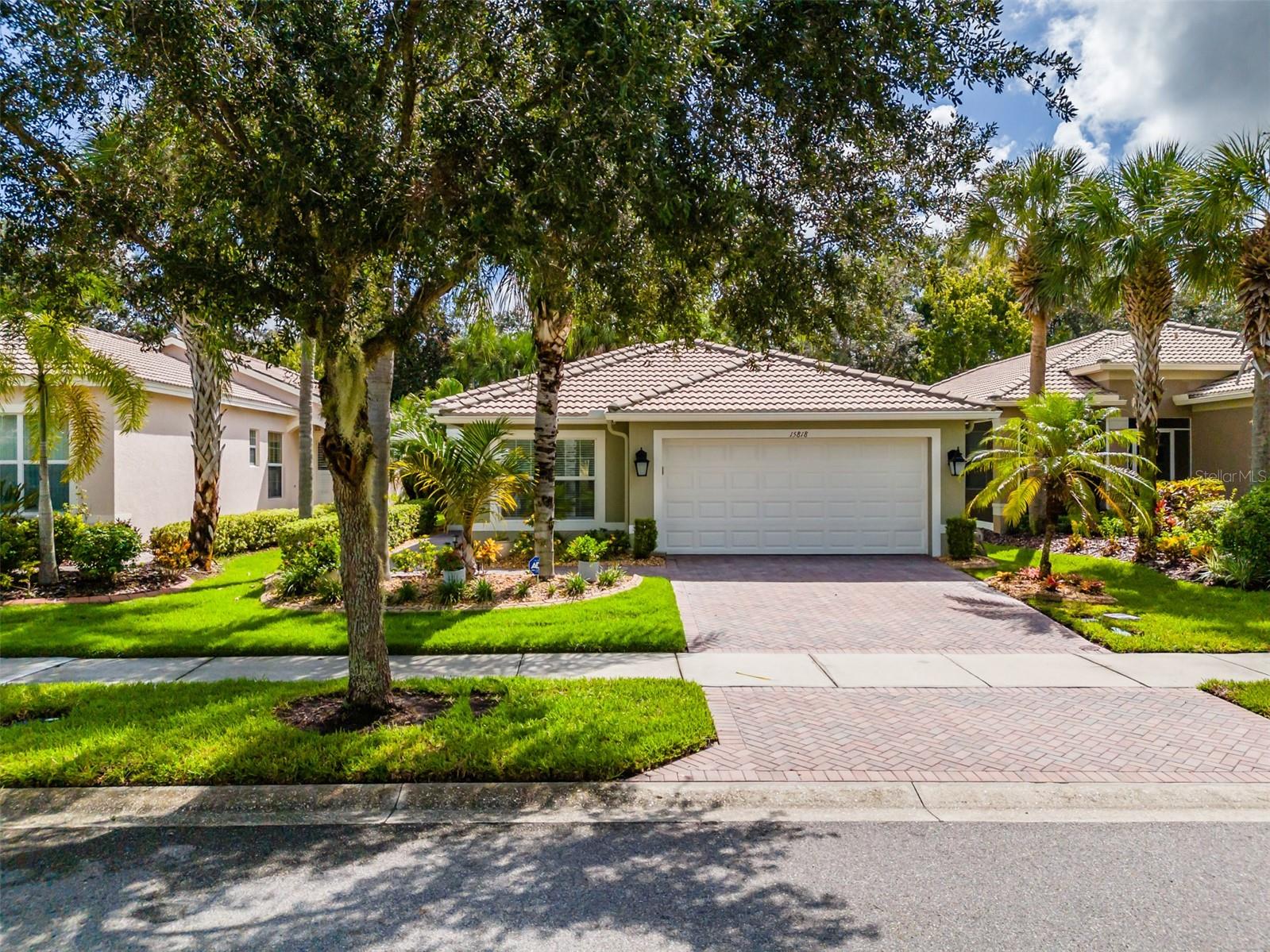 15818 COBBLE MILL DR