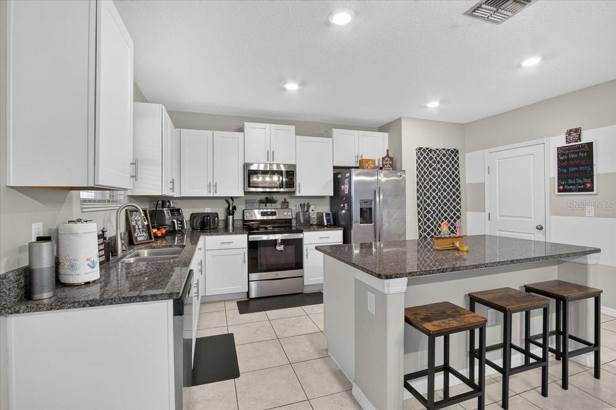13009 MEADOW POND PL