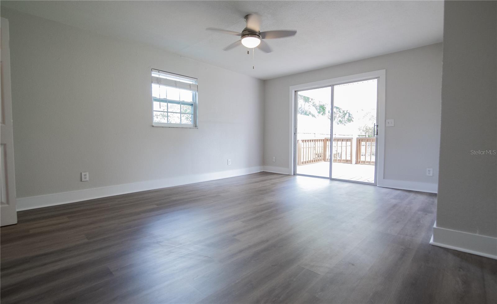 4710 W PRICE AVE