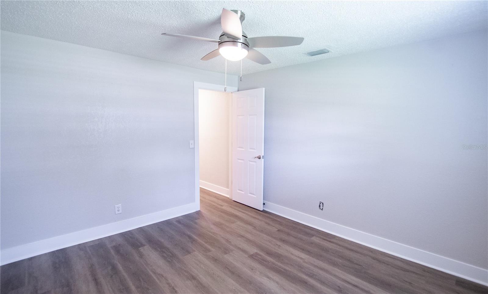 4710 W PRICE AVE