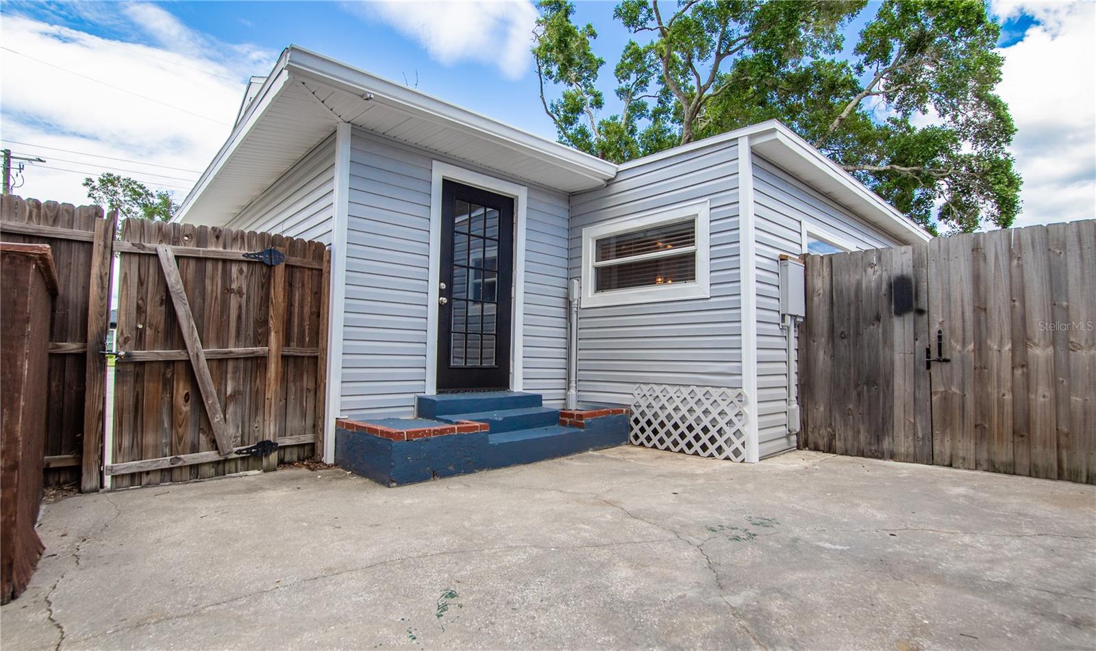 4710 W PRICE AVE