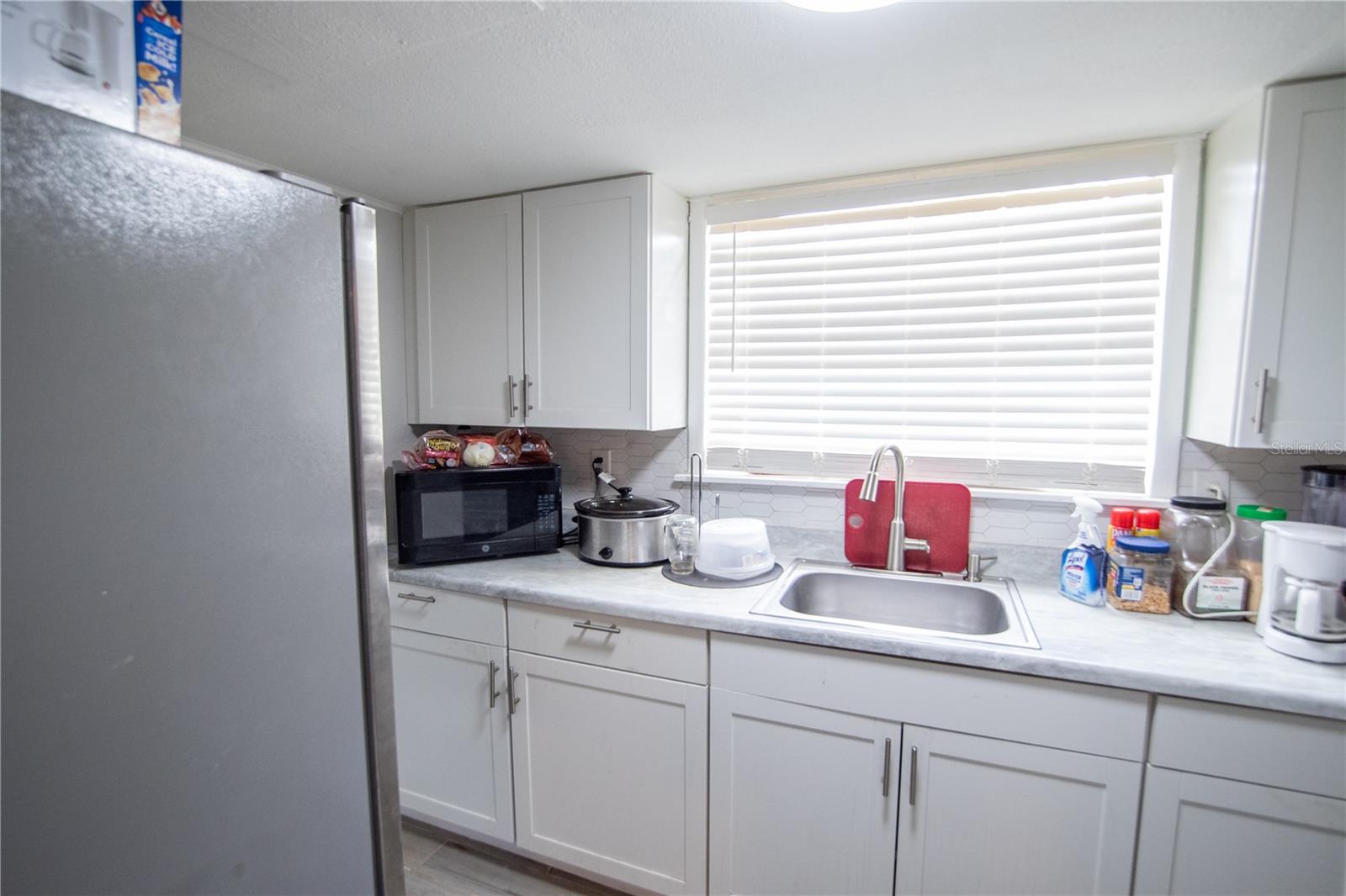 4710 W PRICE AVE