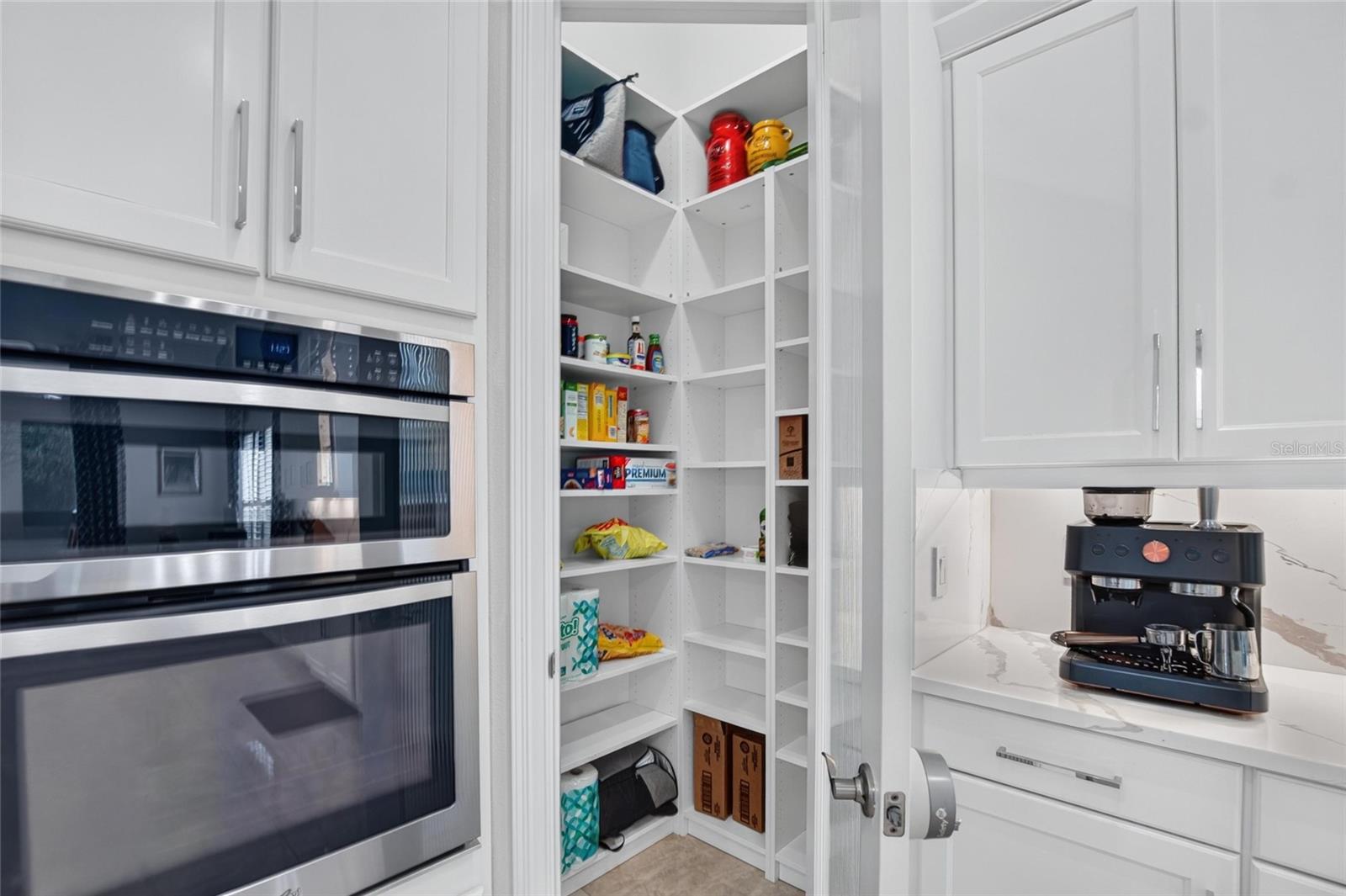 8467 DUNHAM STATION DR