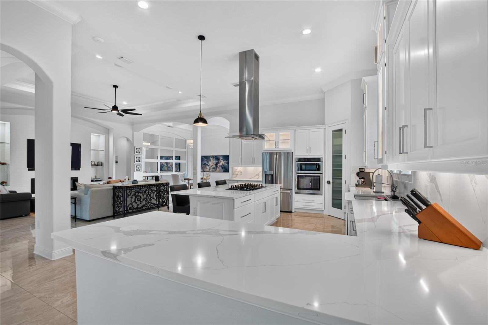 8467 DUNHAM STATION DR