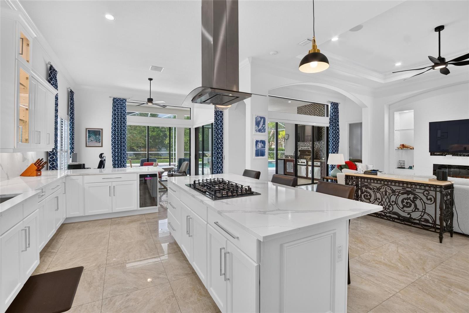 8467 DUNHAM STATION DR