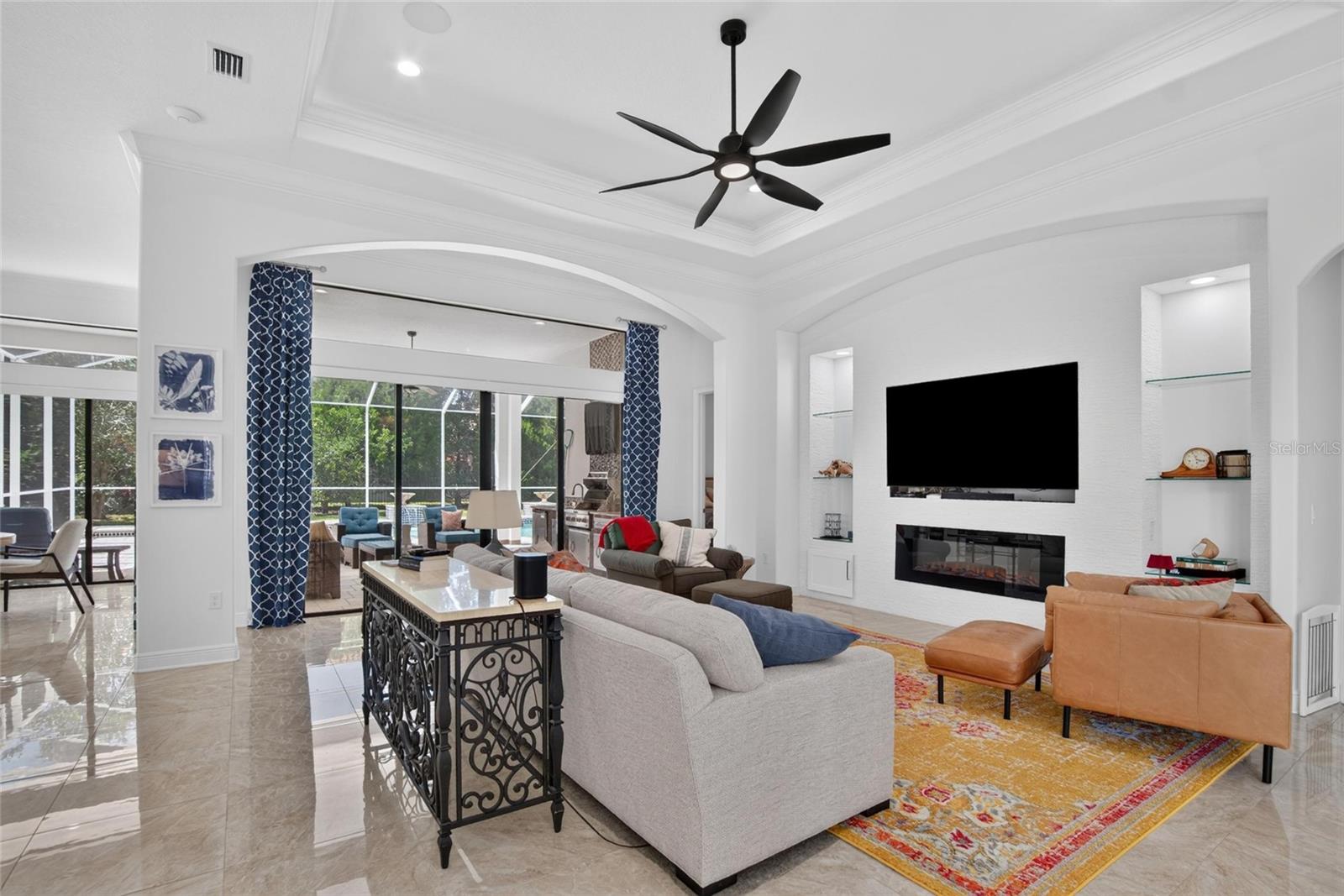8467 DUNHAM STATION DR