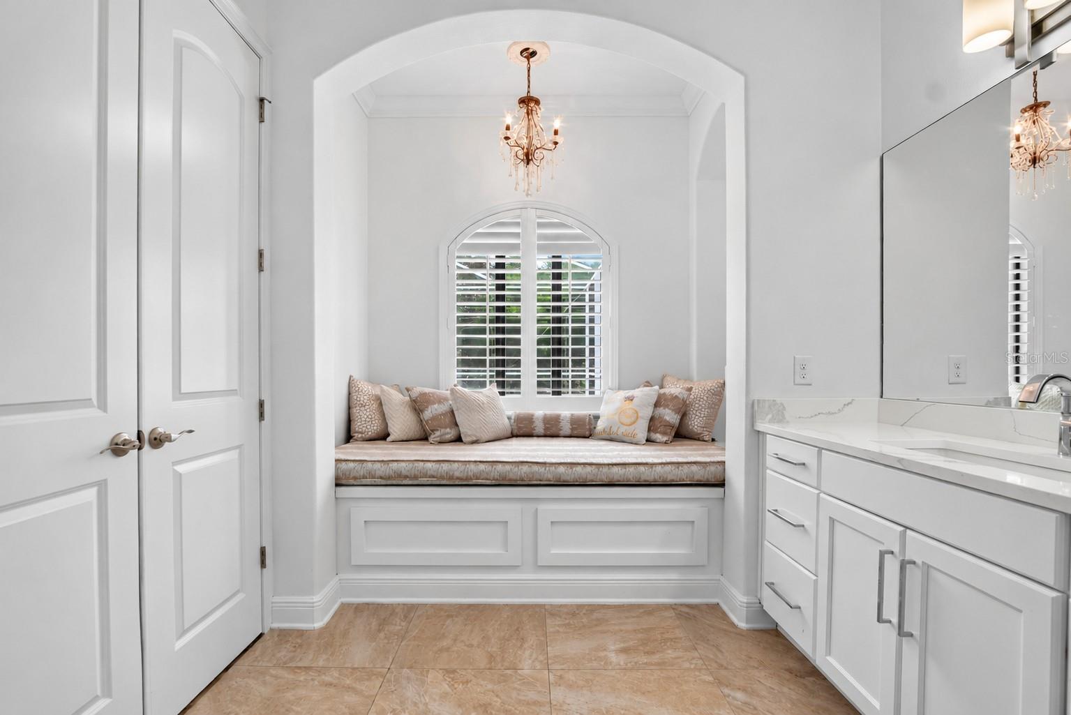 8467 DUNHAM STATION DR