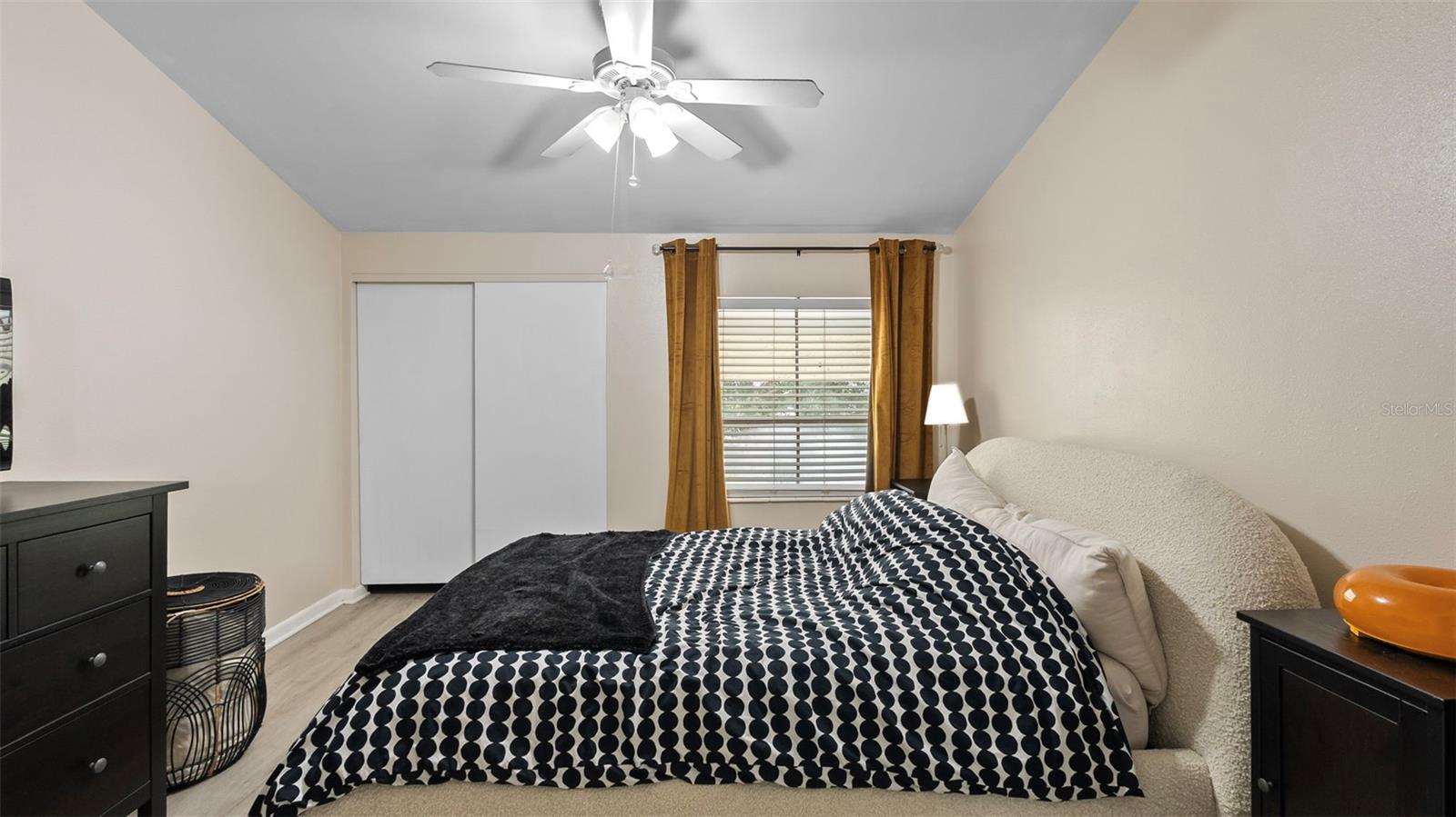 4227 LA PALMA CT