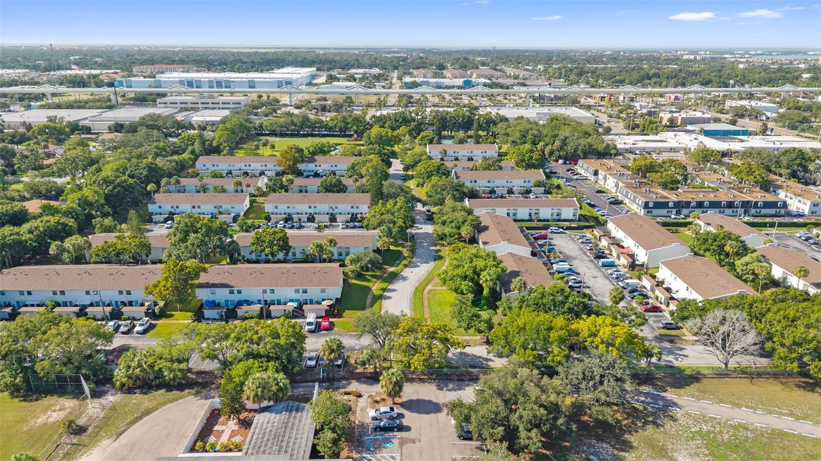 4227 LA PALMA CT