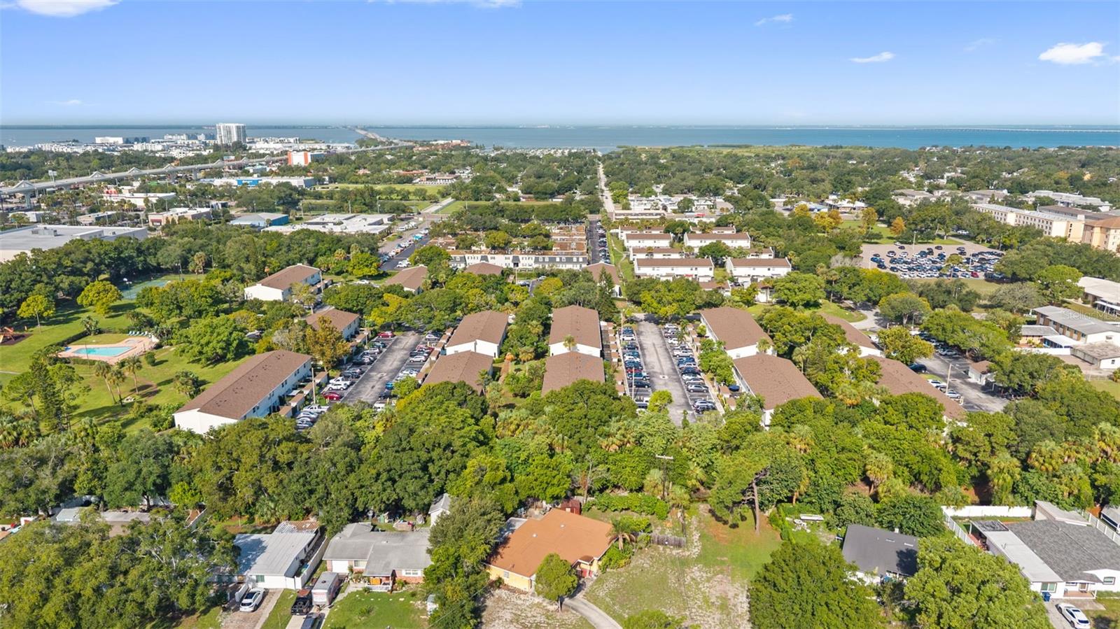 4227 LA PALMA CT