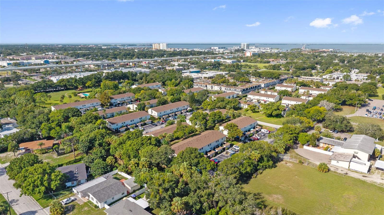 4227 LA PALMA CT