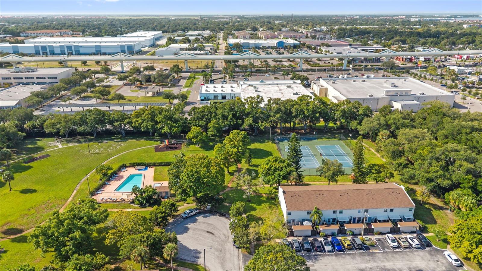 4227 LA PALMA CT