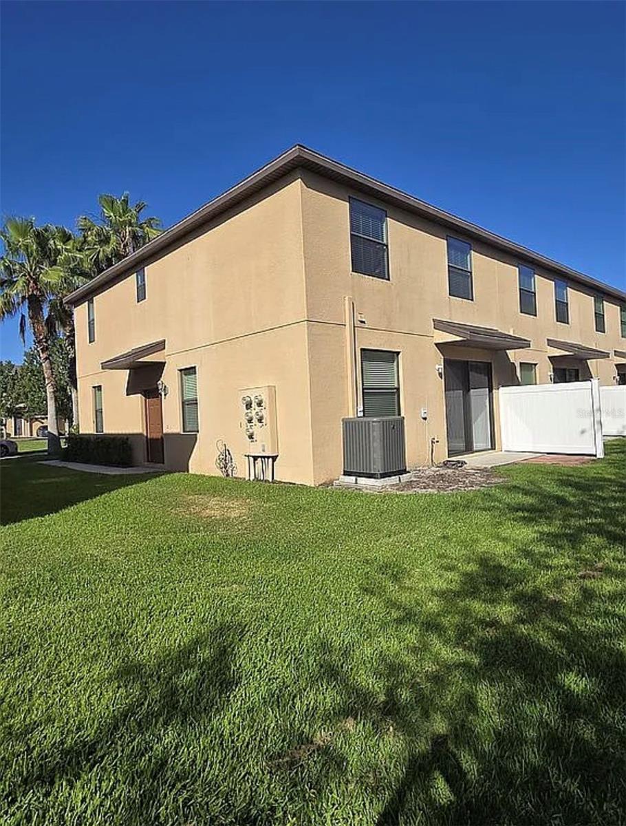 10259 VILLA PALAZZO CT