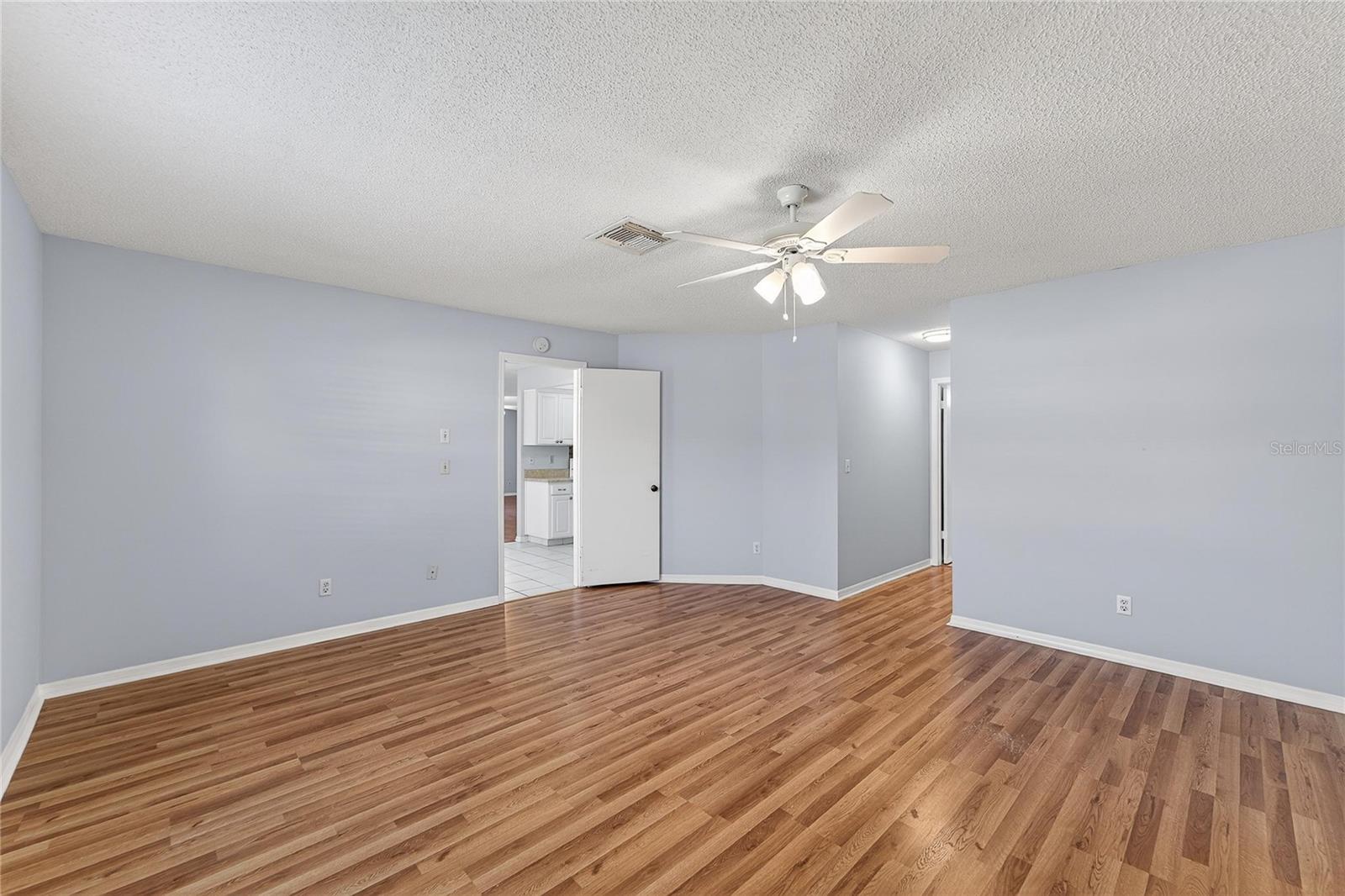 1417 INGRAM DR #79