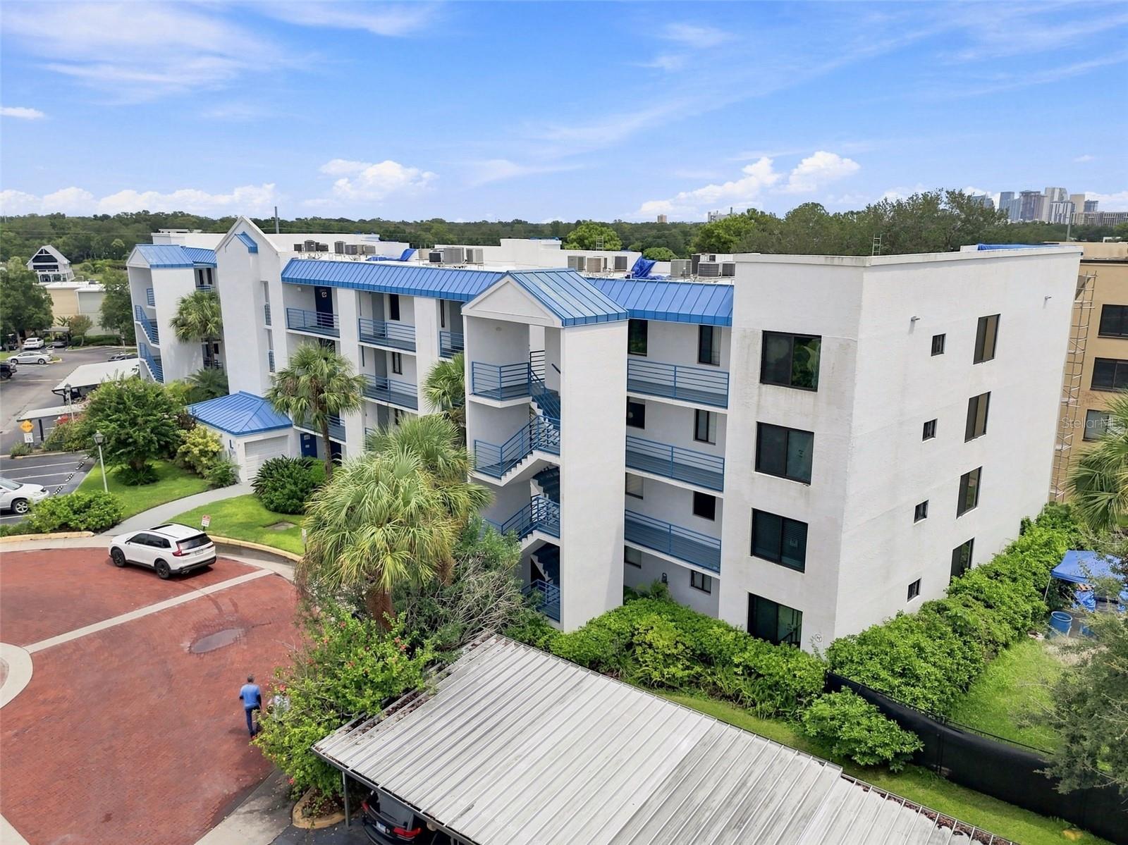 2424 W TAMPA BAY BLVD #L404
