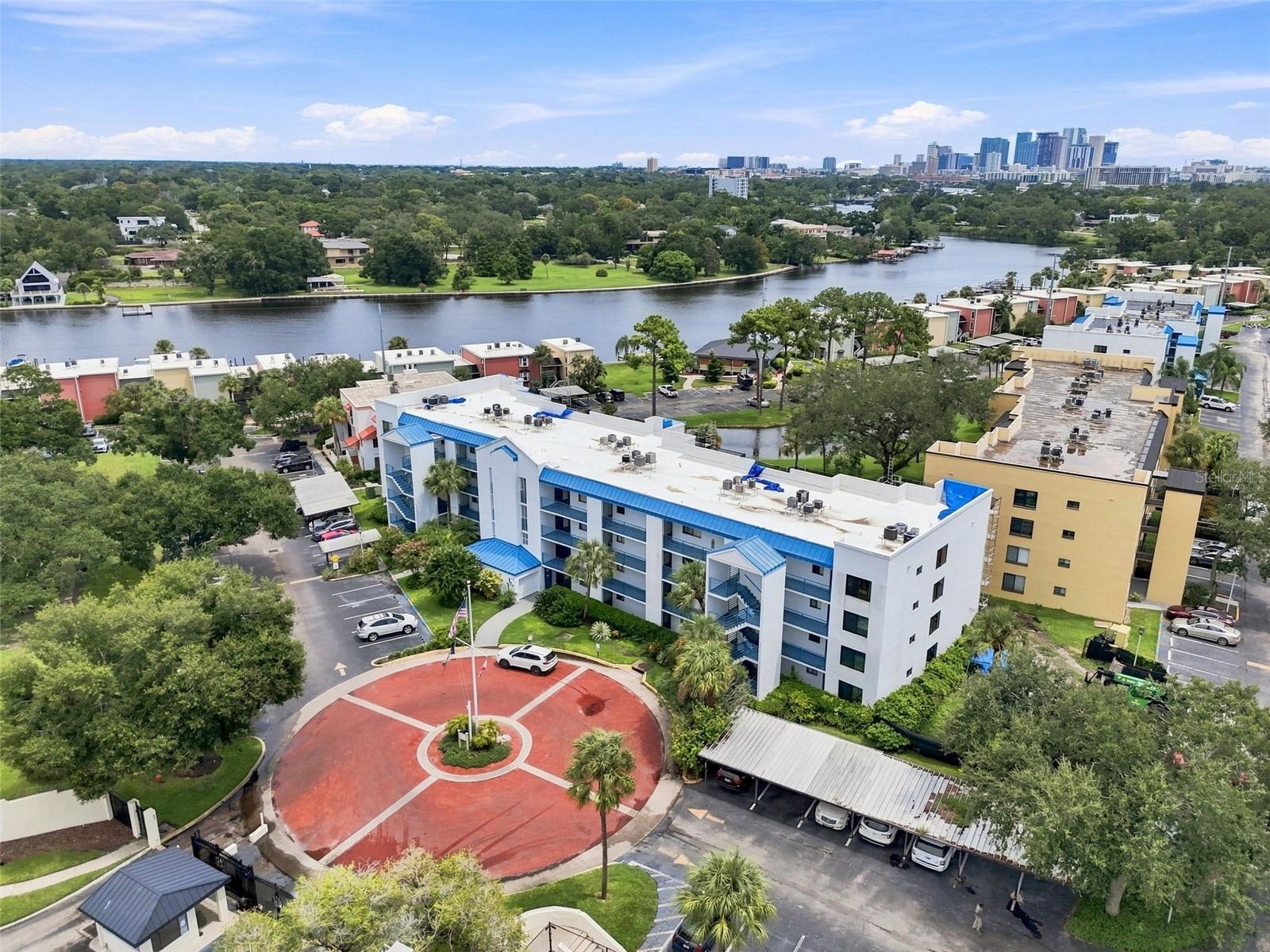 2424 W TAMPA BAY BLVD #L404