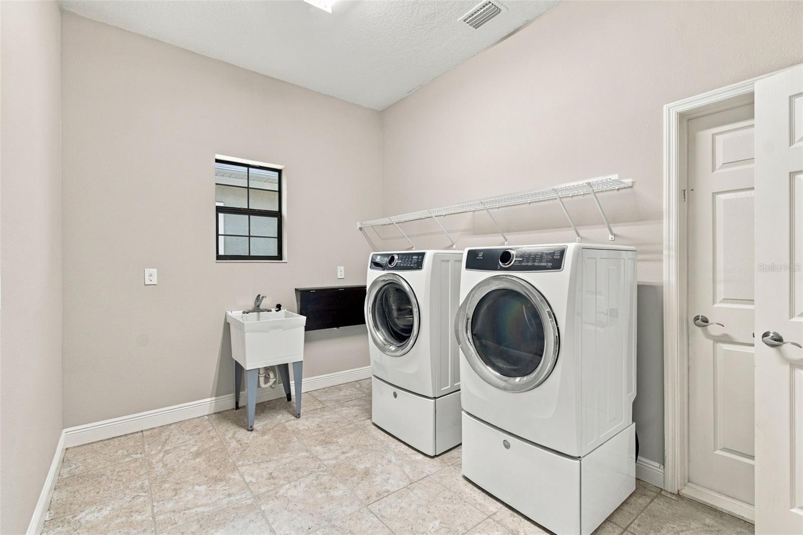 5830 WATERCOLOR DR
