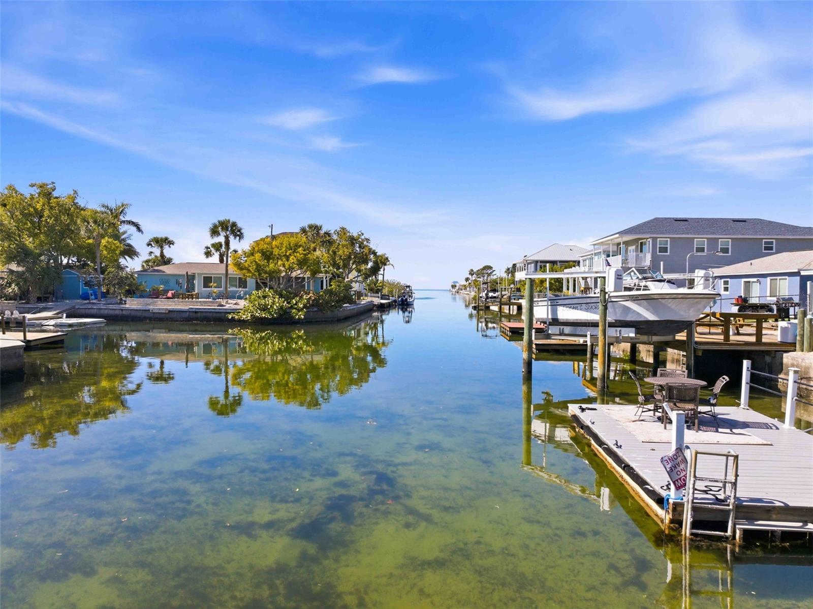 6424 BOATYARD DR
