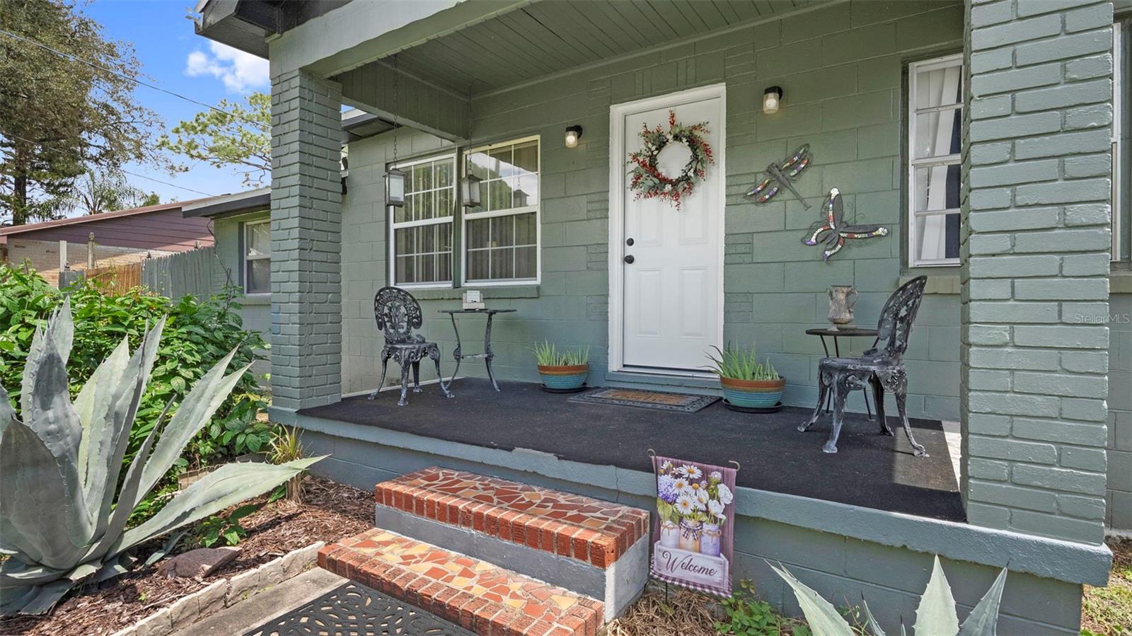 8709 EL PORTAL DR