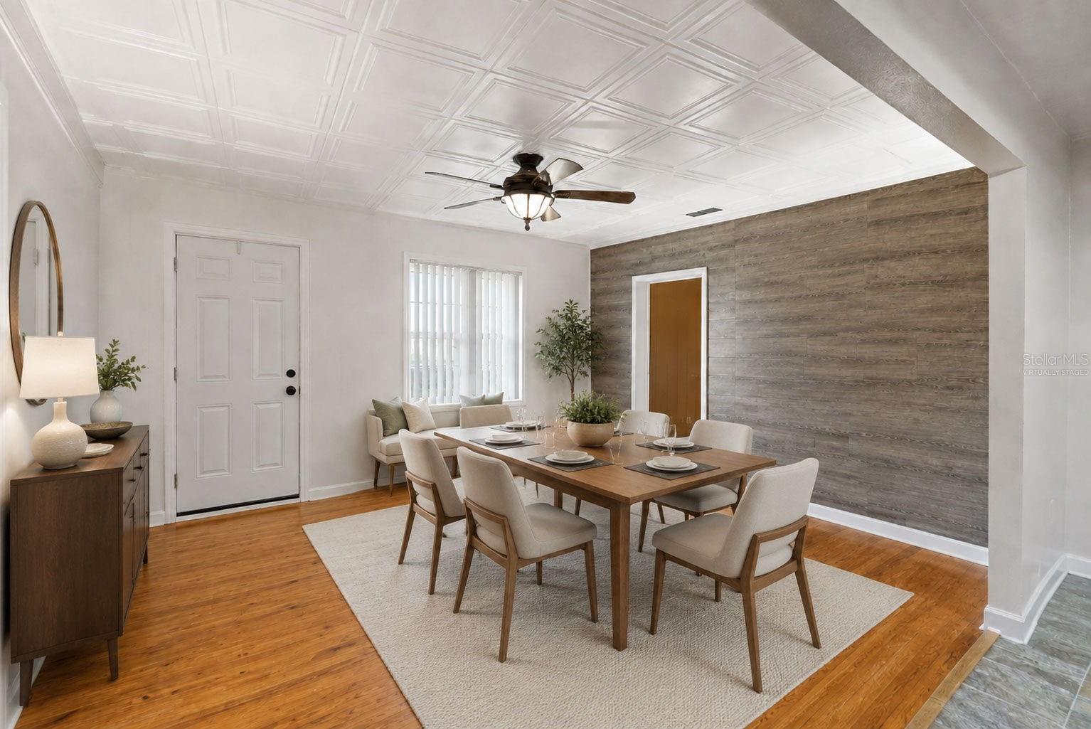 8709 EL PORTAL DR
