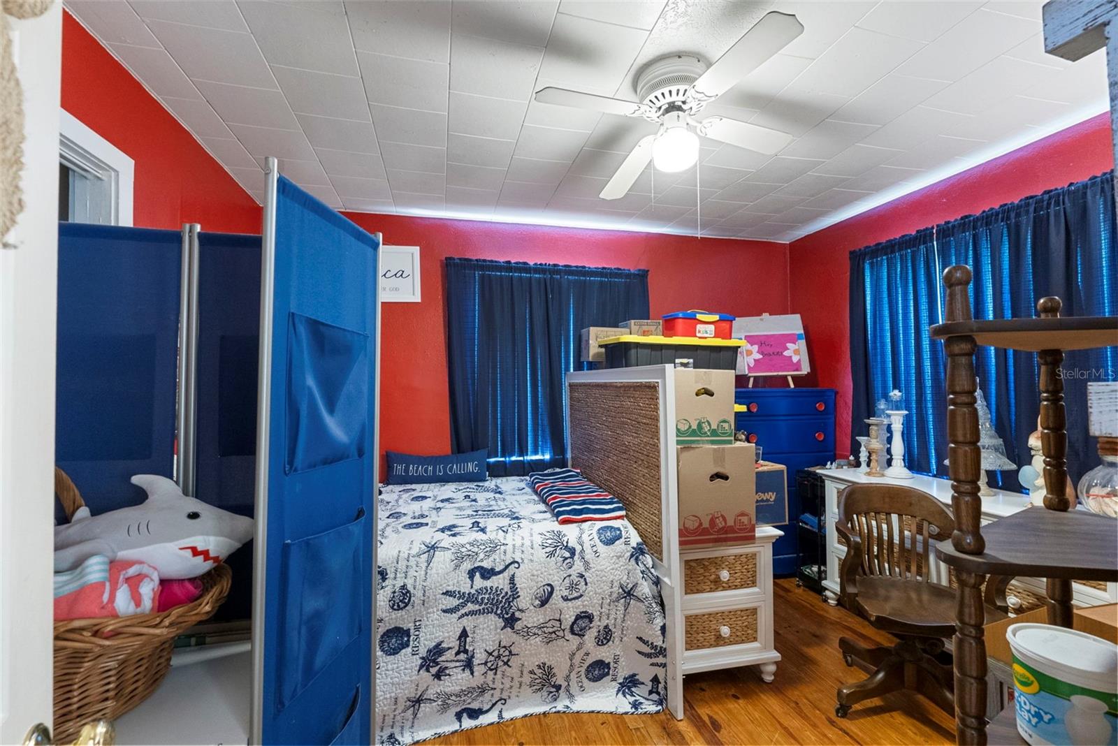 8709 EL PORTAL DR