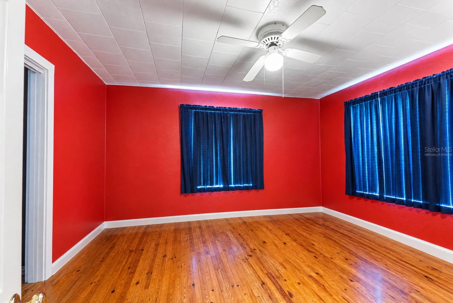 8709 EL PORTAL DR