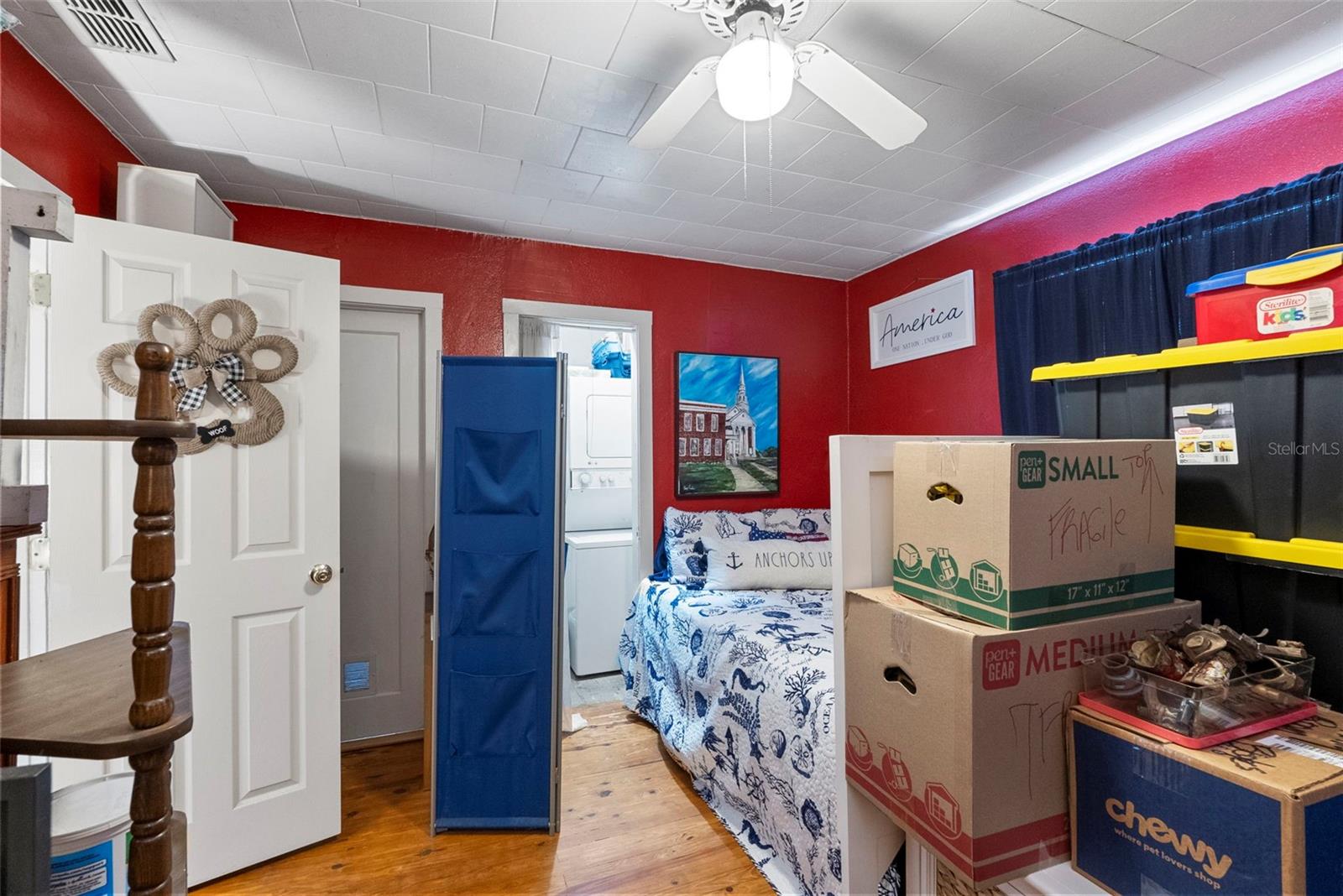 8709 EL PORTAL DR