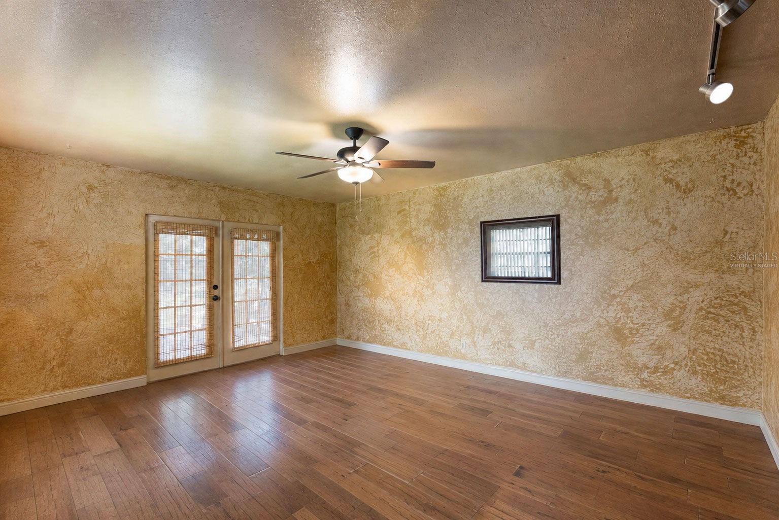 8709 EL PORTAL DR
