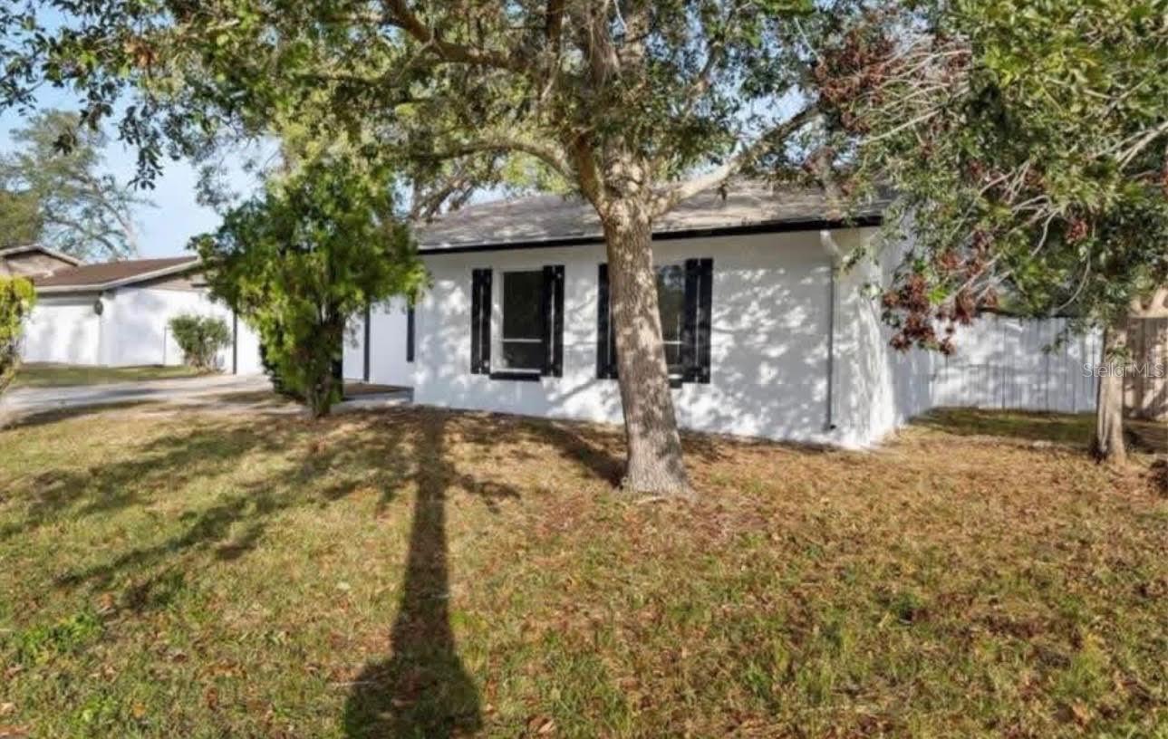 14915 GENTILLY PL