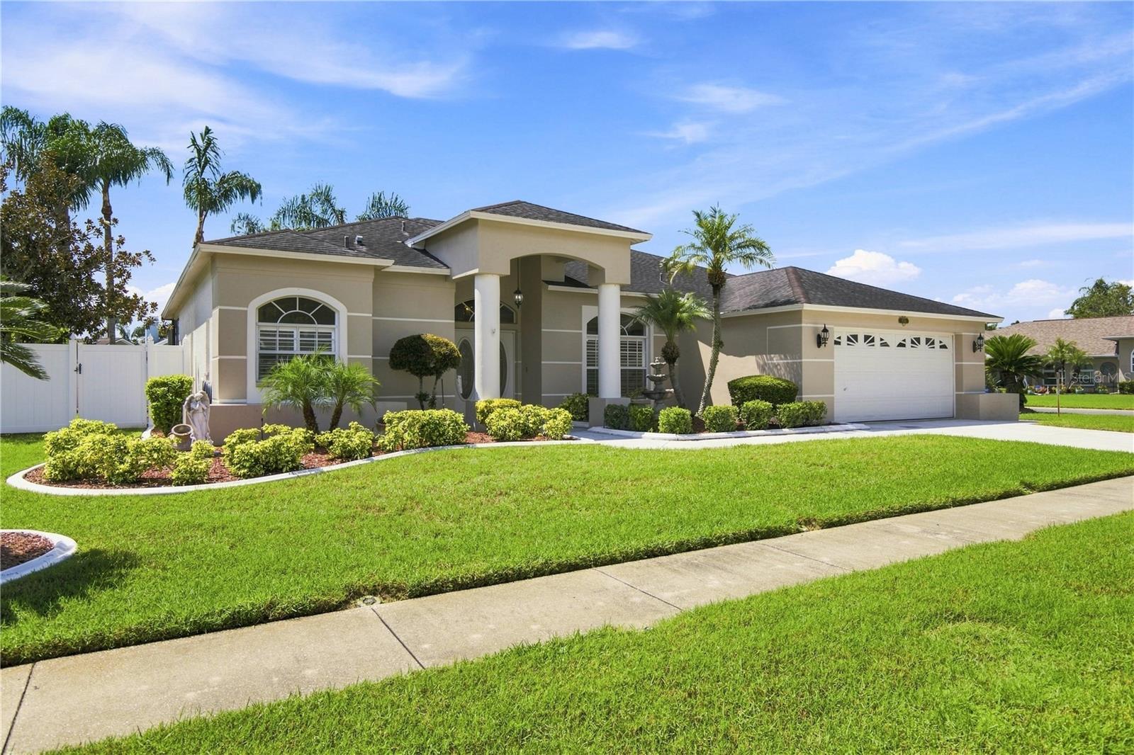 8704 CYPRESS LAKES BLVD