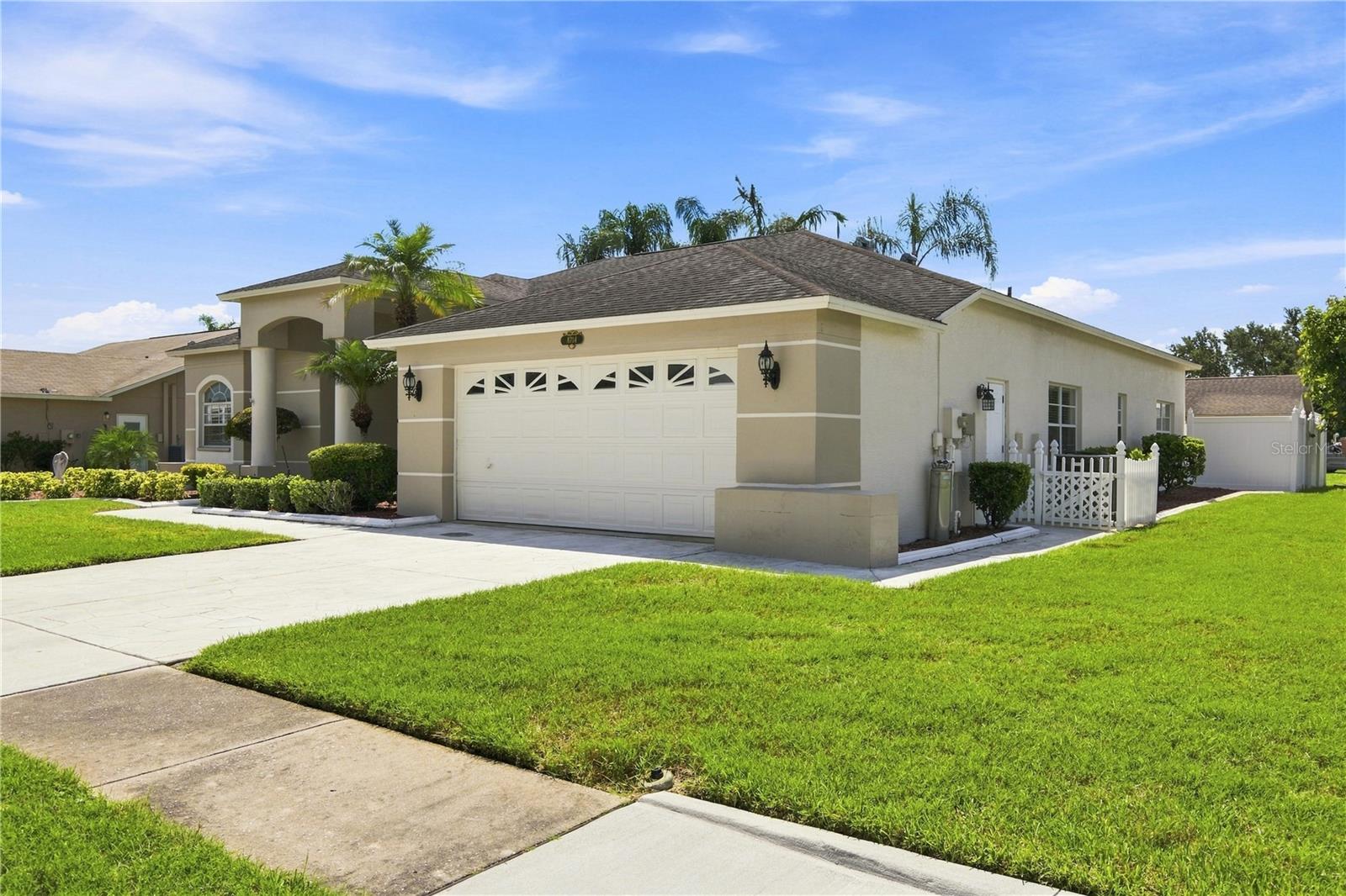 8704 CYPRESS LAKES BLVD