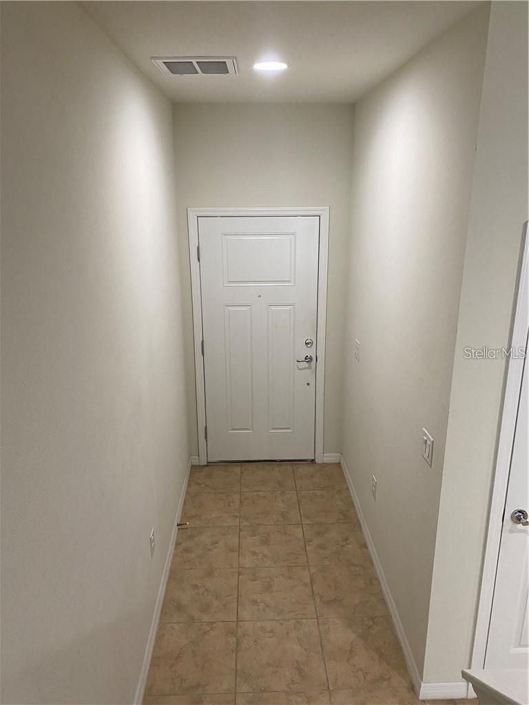 9141 HILLCROFT DR
