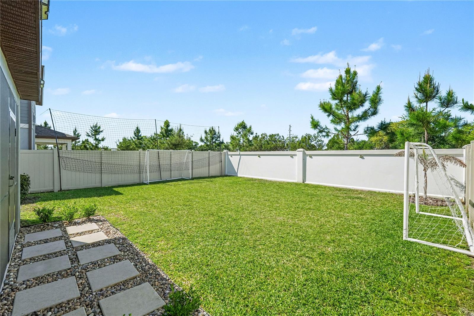 20865 DRAKE ELM DR