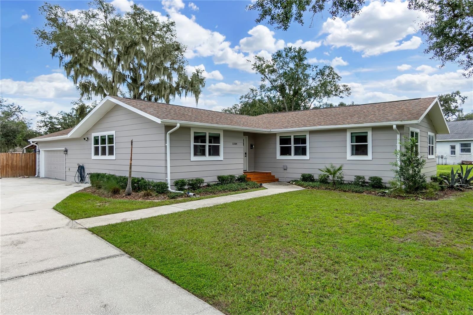 11304 Leprechaun Dr, Riverview