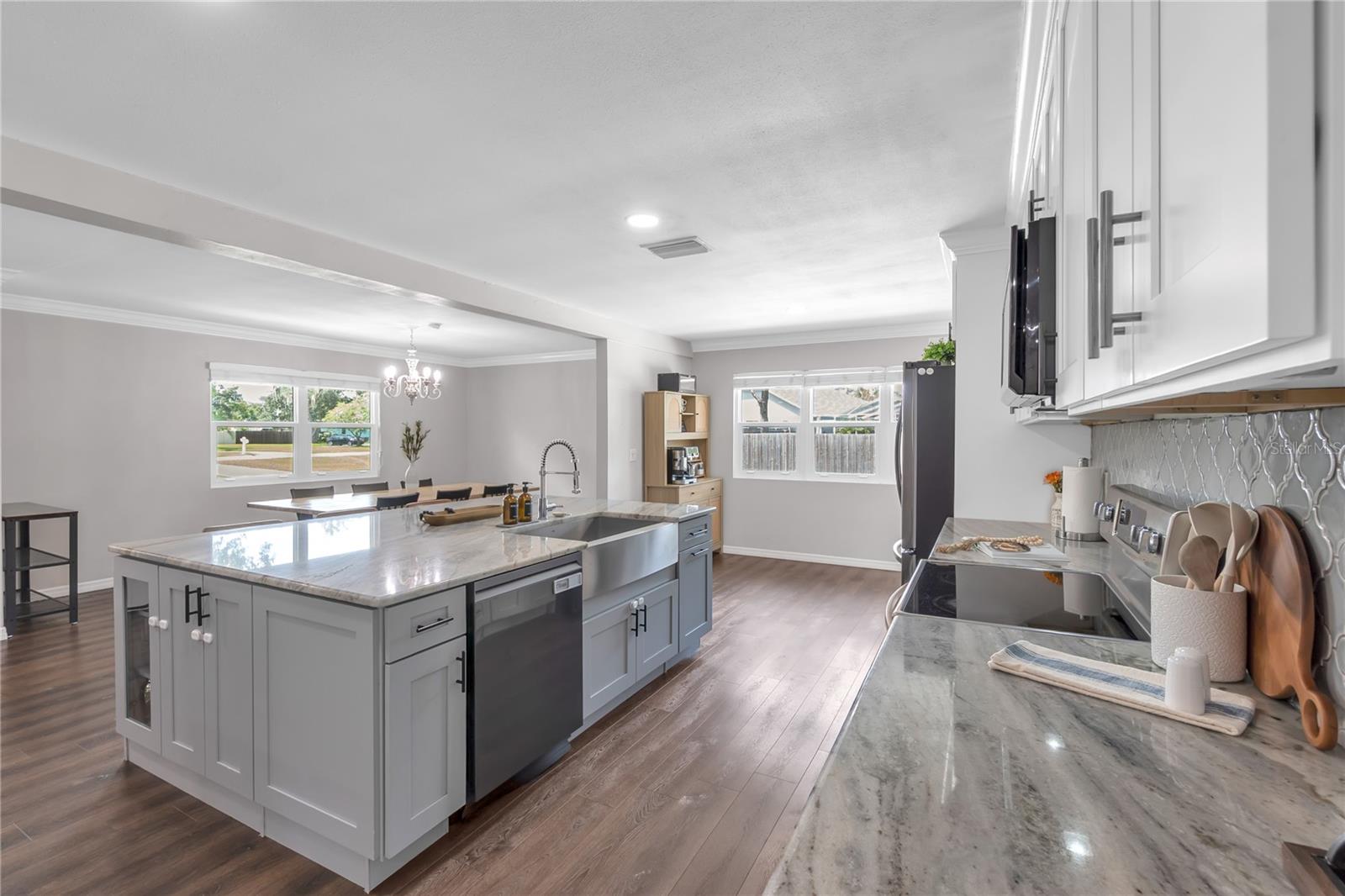 11304 LEPRECHAUN DR