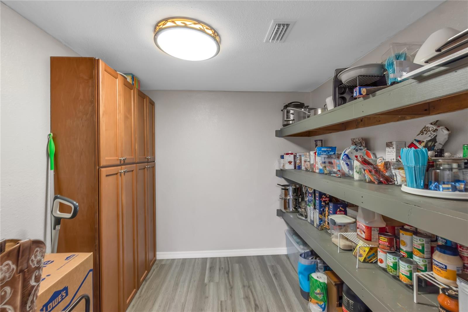 11304 LEPRECHAUN DR