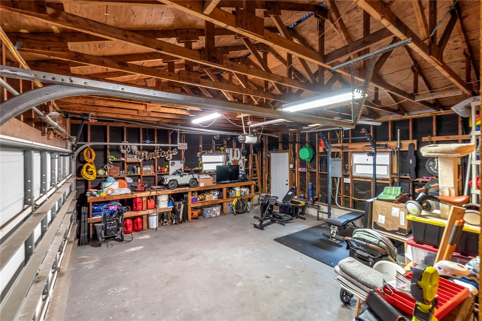 11304 LEPRECHAUN DR