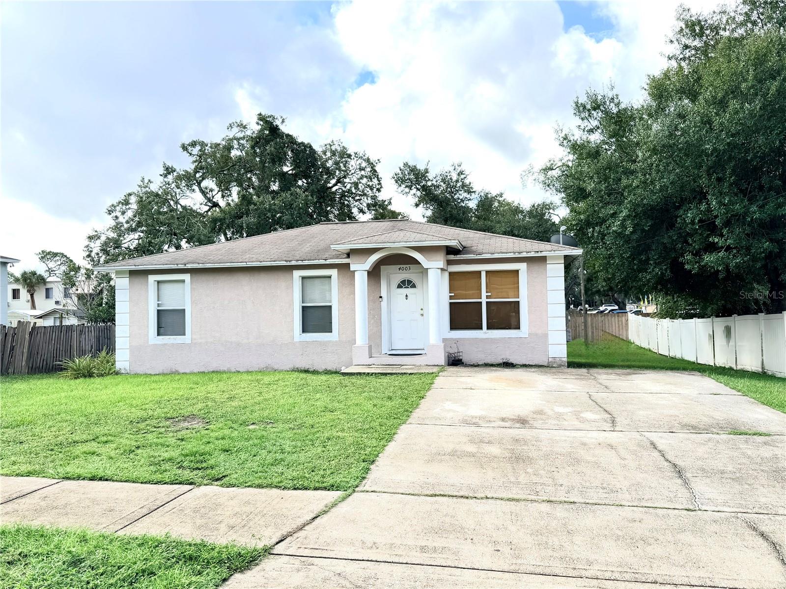 4003 E Hanlon St, Tampa