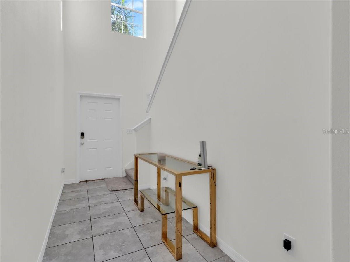 4924 REFLECTING POND CIR